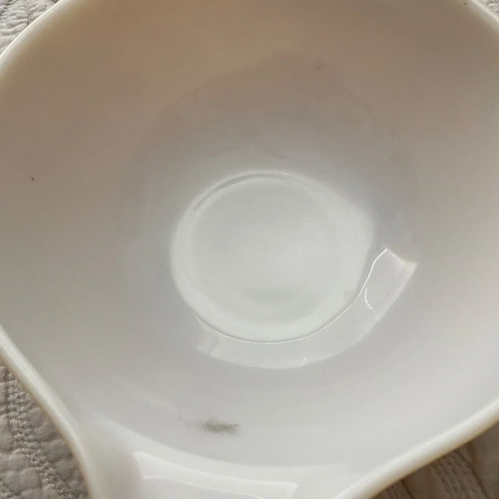 Pyrex/Vintage Set of‎ 3/Gold Butterfly Nesting Mixing Bowls, 1972-1978
